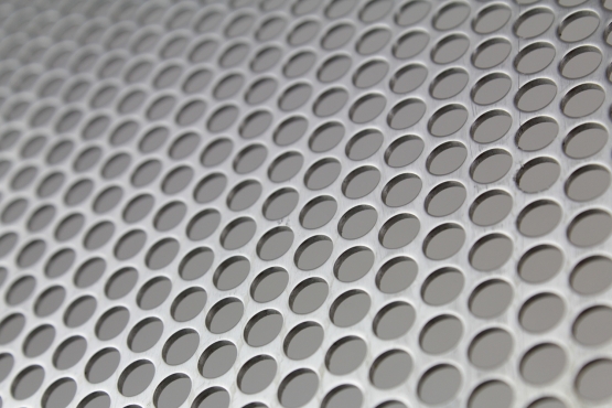 Perforated metal sheet - 1 - Shijiazhuang YingRui Metal Products Co., Ltd -  stainless steel / aluminum / for facade cladding